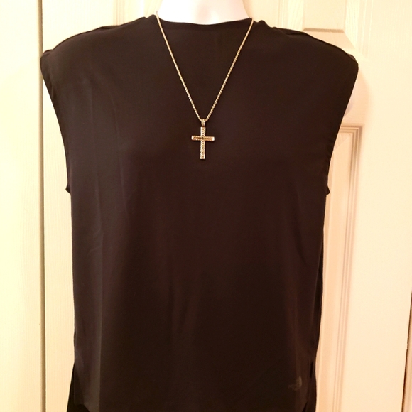 CROSS NECKLACE - Picture 2 of 6